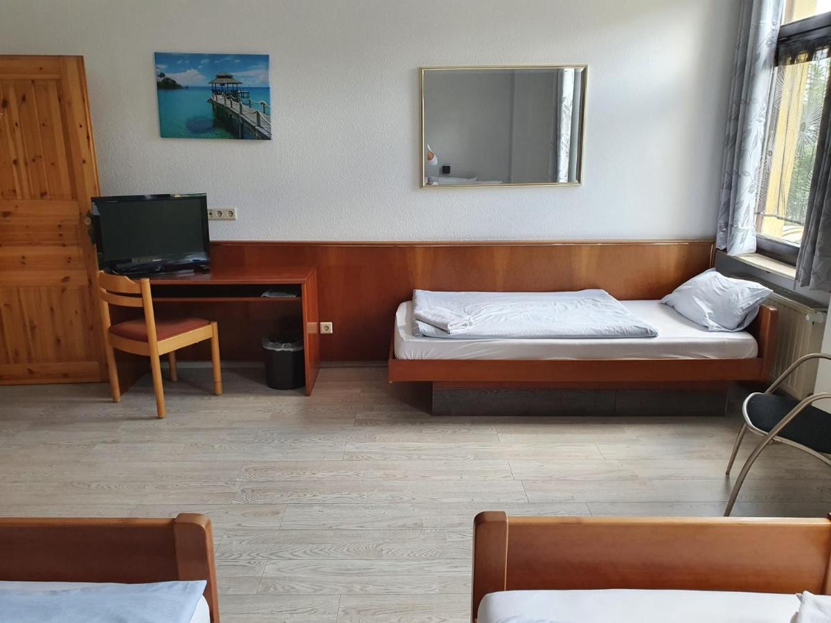 Stay2Night Hotel Dillingen an der Saar Exterior photo